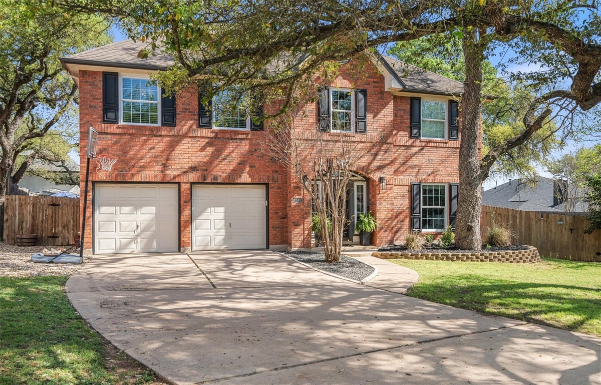 View 11006 Needham CT in Circle C Ranch Ph B Sec 02 11006 Needham CT - front exterior - Luxury home in Circle C Ranch Ph B Sec 02, Austin, TX