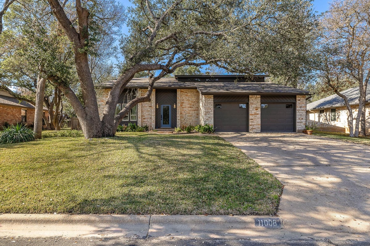 View 11008 Arch TER in Spicewood Estates Sec 01 11008 Arch TER - property photo 1 - Luxury home in Spicewood Estates Sec 01, Austin, TX