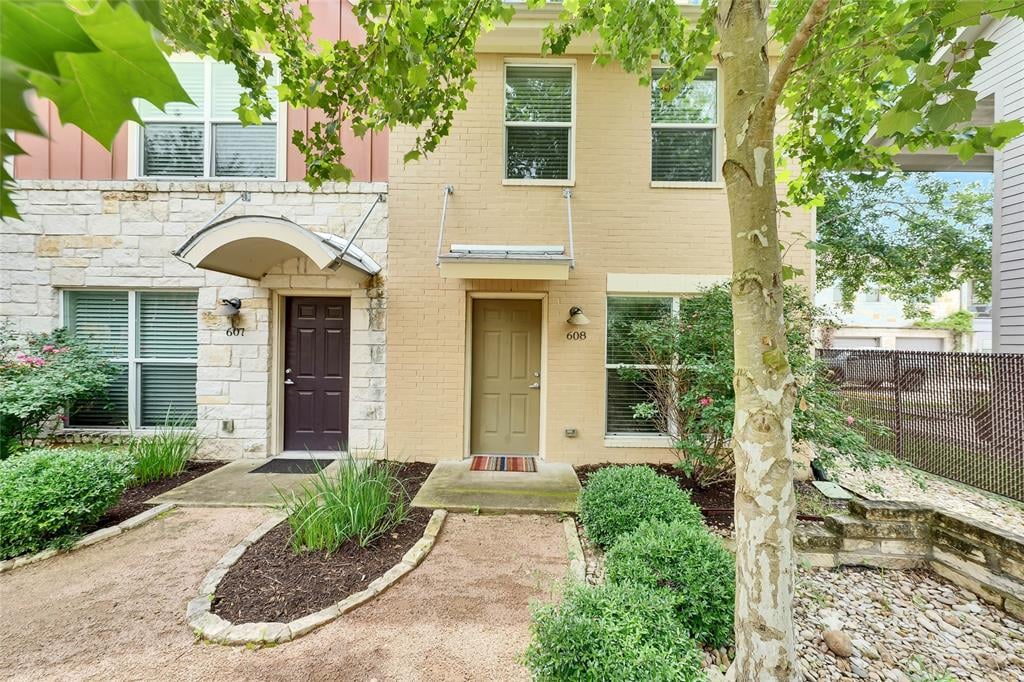 View 1101 Grove Blvd Unit #608 in Townhomes At Riverside Grove 1101 Grove Blvd Unit #608 - front exterior - Luxury home in Townhomes At Riverside Grove, Austin, TX