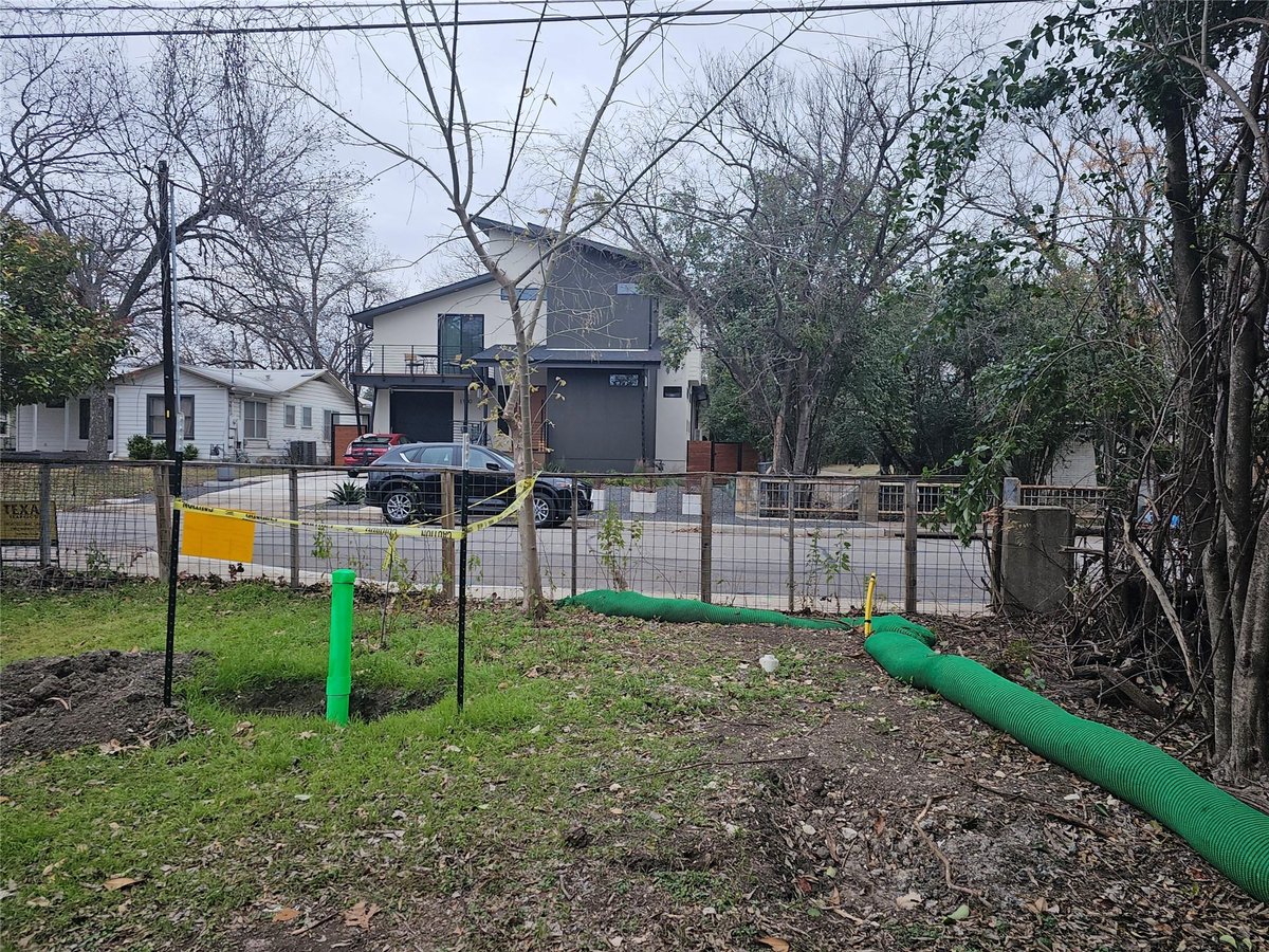 Primary bedroom at 1101 Romeria Dr - Mayfield, Austin, TX