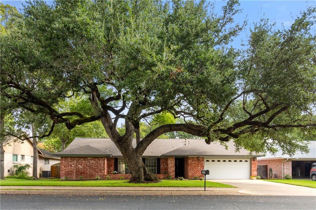 View 11013 Alhambra Dr in Balcones Woods Sec 02 11013 Alhambra Dr - front exterior - Luxury home in Balcones Woods Sec 02, Austin, TX