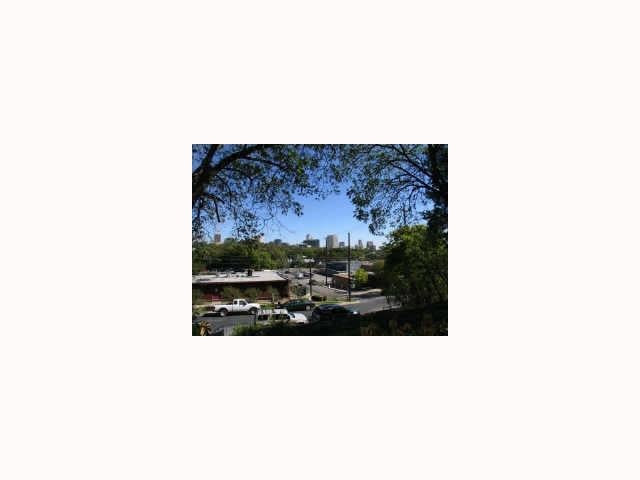 View 1102 Baylor in Silliman 1102 Baylor - property photo 1 - Luxury home in Silliman, Austin, TX