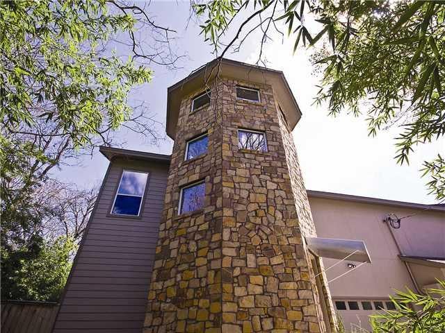 View 1102 Karen AVE Unit #A in Karen Condo 1102 1102 Karen AVE Unit #A - front exterior - Luxury home in Karen Condo 1102, Austin, TX