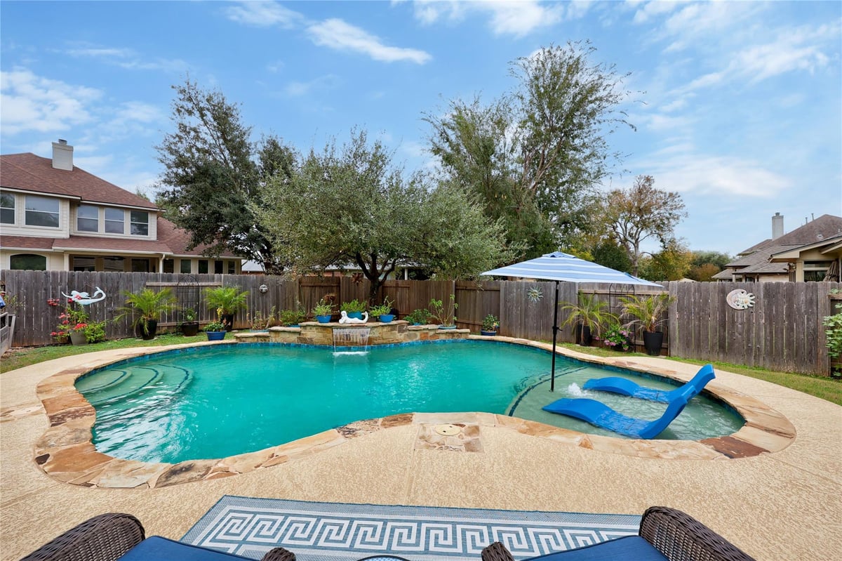 View 1102 Rowley Dr in Ranch At Deer Creek Ph 3 Sec 1102 Rowley Dr - property photo 1 - Luxury home in Ranch At Deer Creek Ph 3 Sec, Cedar Park, TX