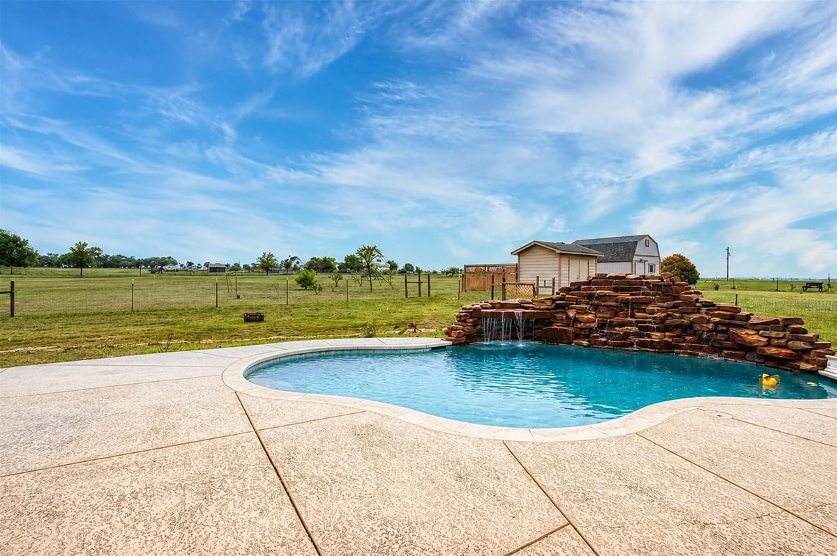 View 1103 County Road 149 in Georgetown 1103 County Road 149, photo 1 of 40, Georgetown, Georgetown, TX