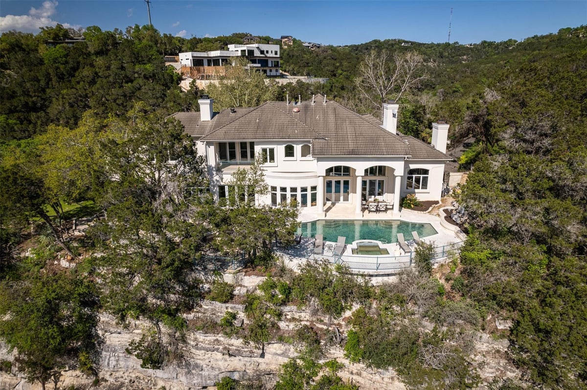 View 1103 Falcon Ledge DR in Camelot Sec 05 1103 Falcon Ledge DR - front exterior - Luxury home in Camelot Sec 05, Austin, TX