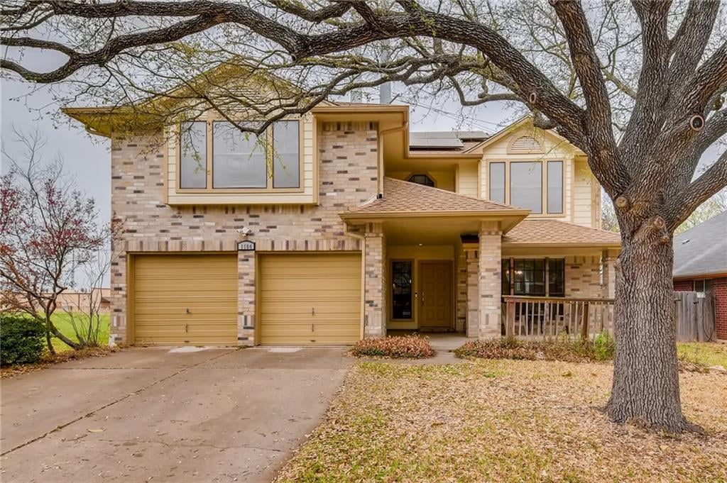 View 1104 Weatherford Dr in Harris Ridge Ph 01 Sec 01 1104 Weatherford Dr - front exterior - Luxury home in Harris Ridge Ph 01 Sec 01, Austin, TX