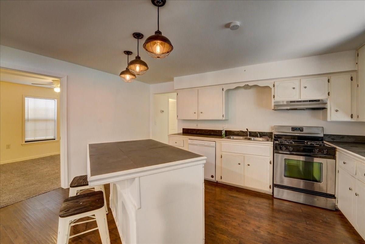 Primary bedroom at 1105 E 3rd St - 5 bed 3 bath home