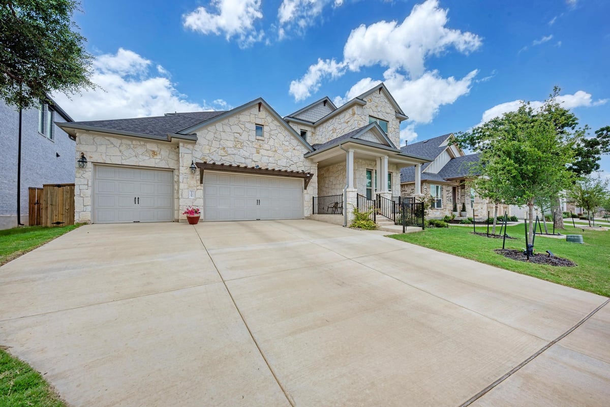 1105 White Daisy LN - front exterior - Luxury home in Parkside on the River, Georgetown, TX