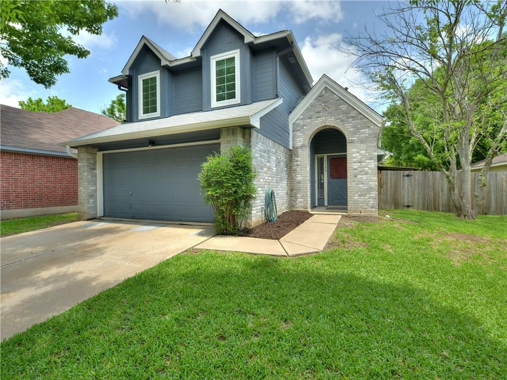 View 1106 Haverford Dr in Harris Ridge Ph 01 Sec 01 1106 Haverford Dr - front exterior - Luxury home in Harris Ridge Ph 01 Sec 01, Austin, TX