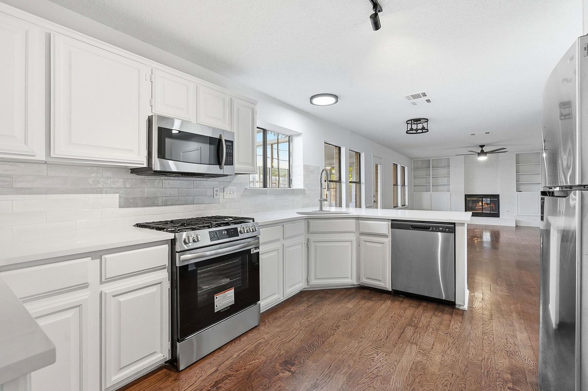 Primary bedroom at 1106 Split Oak Cv - 4 bed 2 bath home