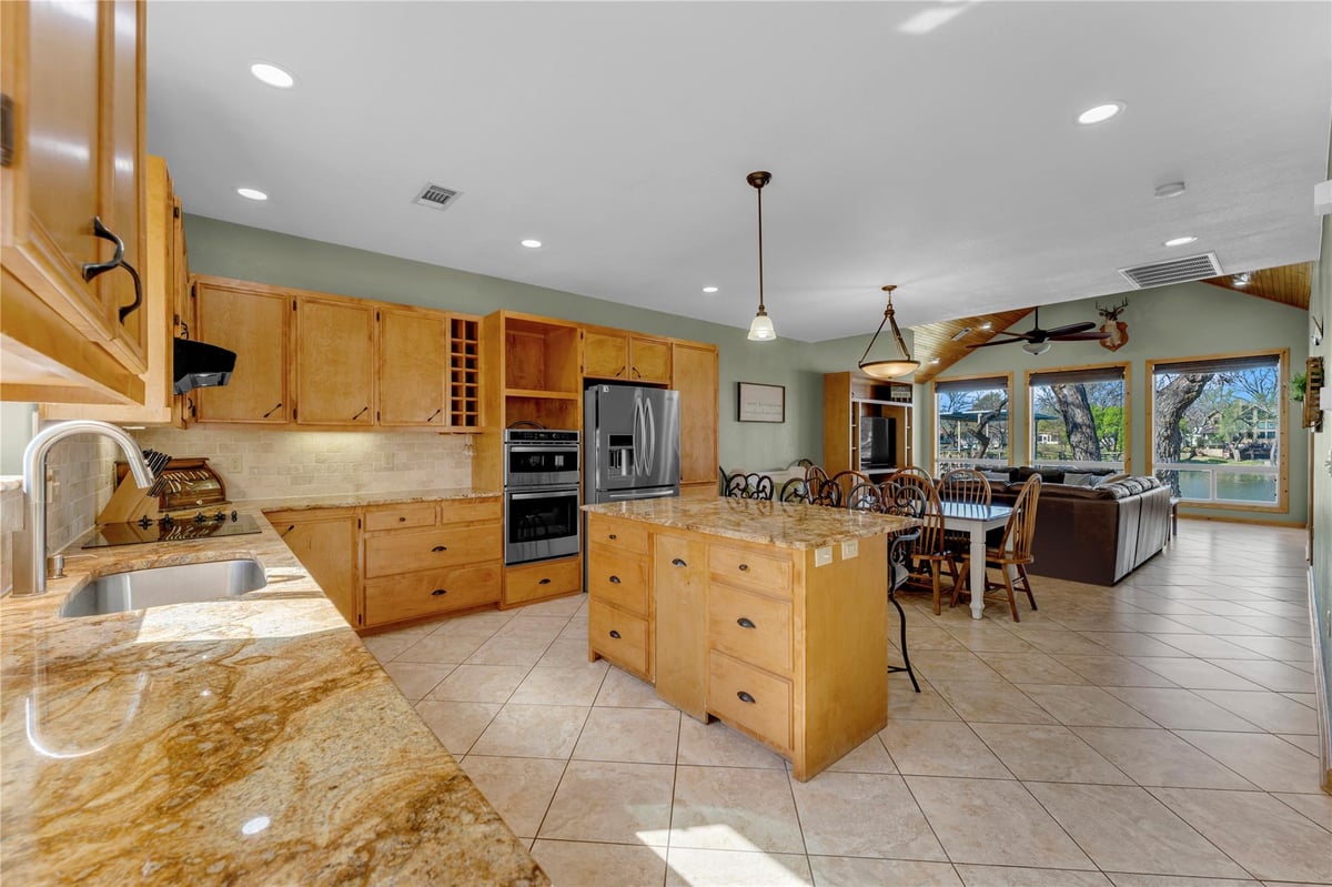 Kitchen at 1108 S Lakeside Dr - 3 bed 2 bath home
