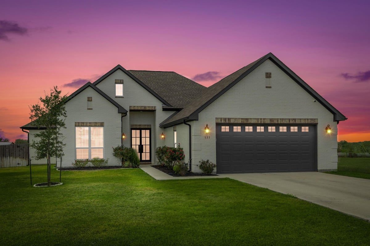 View 111 Fosters Branch Dr in Fosters Branch 111 Fosters Branch Dr - front exterior - Luxury home in Fosters Branch, Schulenburg, TX