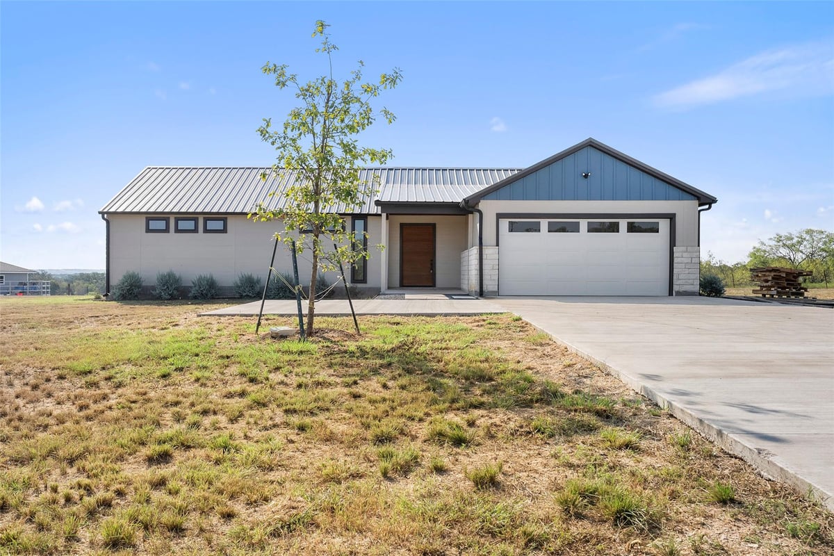 Living area at 111 Starlight Path - 4 bed 3 bath home
