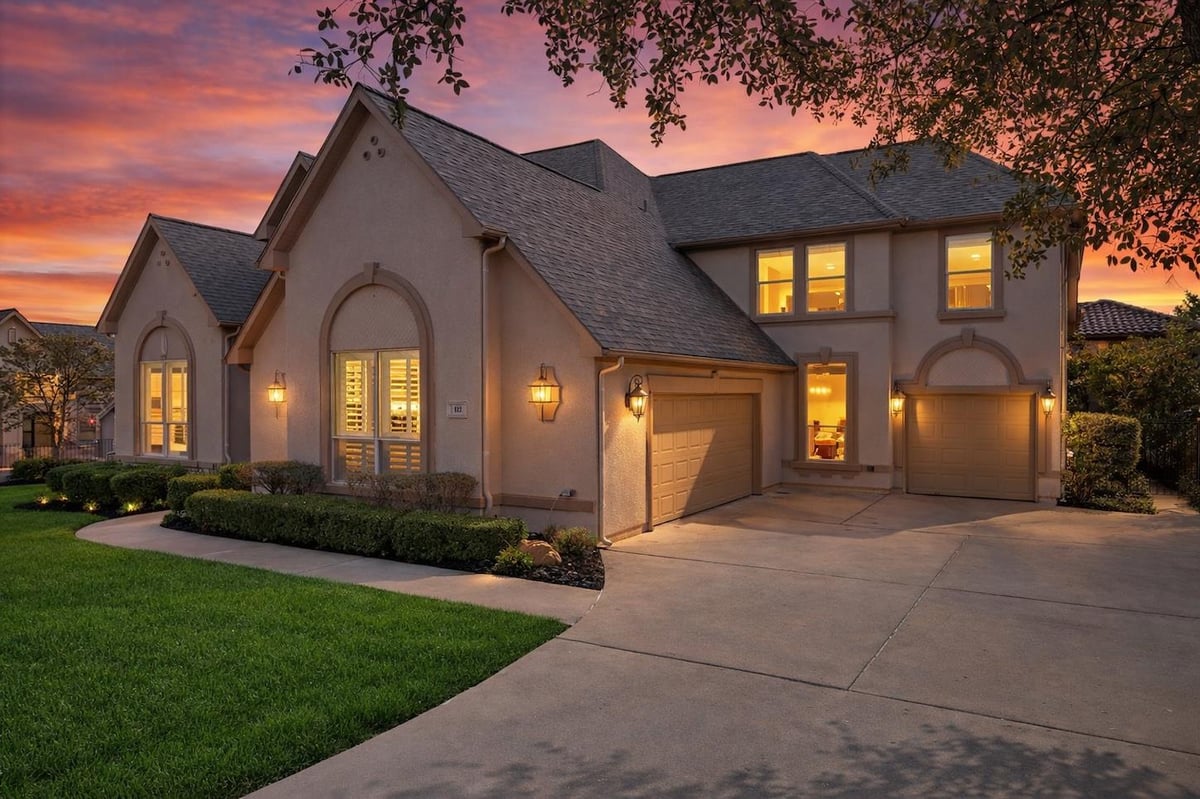 111 Whitley Dr - front exterior - Luxury home in Ridge at Alta Vista The - Lakeway, Austin, TX