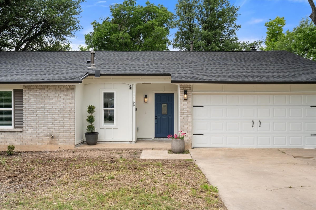 View 11100 Jordan Ln in Quail Hollow Sec 02 11100 Jordan Ln - front exterior - Luxury home in Quail Hollow Sec 02, Austin, TX