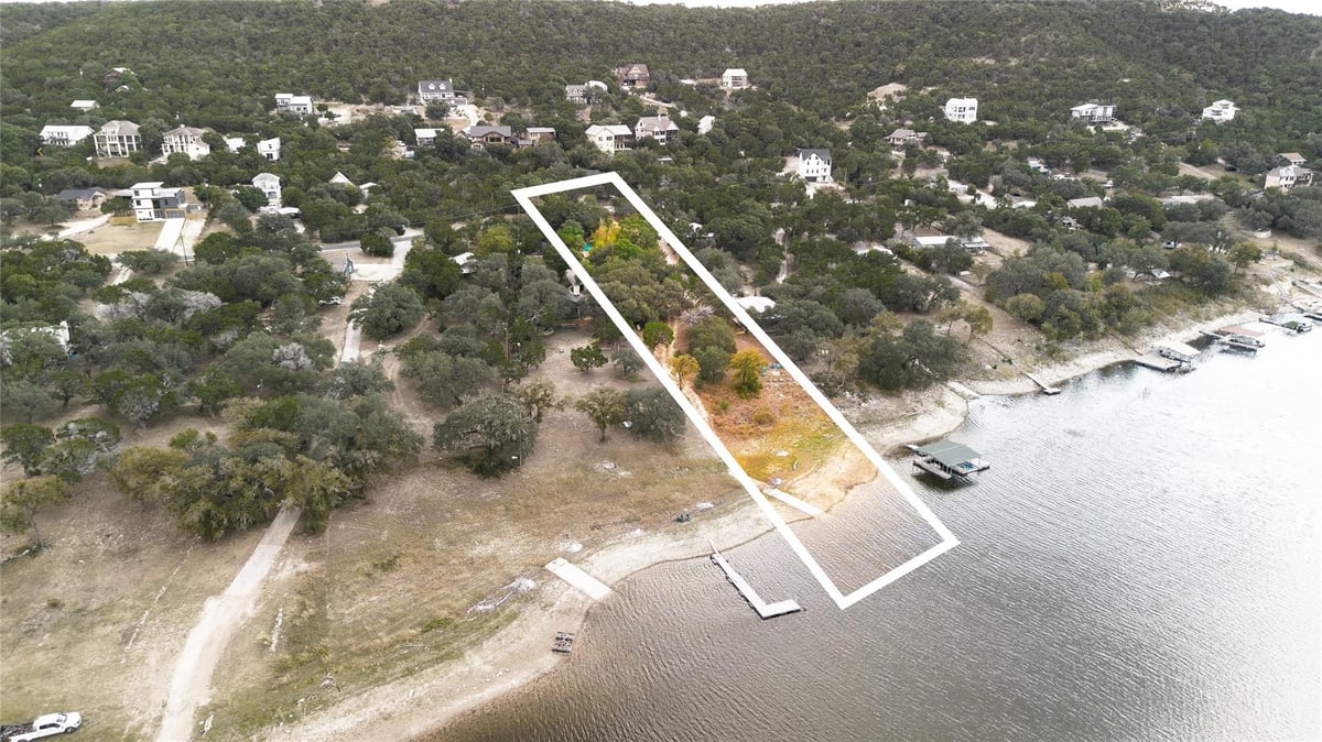 View 11104 Beach Rd in Valle Verde Beach 11104 Beach Rd - front exterior - Luxury lot in Valle Verde Beach, Leander, TX