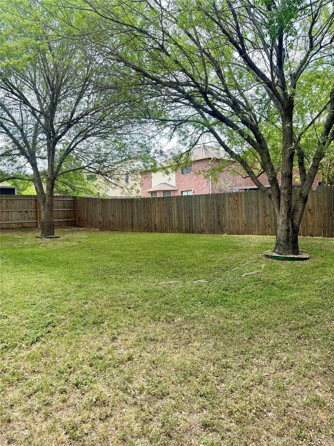View 11104 Chatam Berry LN in Hillcrest Ph 02 11104 Chatam Berry LN - property photo 1 - Luxury home in Hillcrest Ph 02, Austin, TX