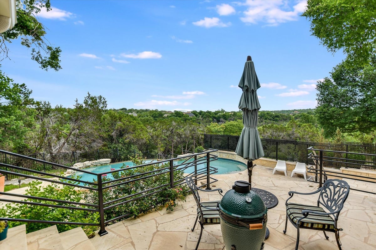 View 11109 Callanish Park Dr in Park At Spicewood Spgs Ph 11109 Callanish Park Dr - front exterior - Luxury home in Park At Spicewood Spgs Ph, Austin, TX