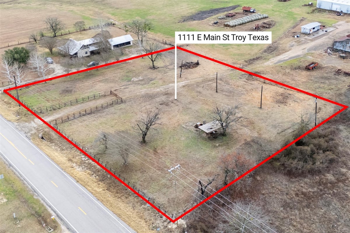 View 1111 E Main ST in Troy 1111 E Main ST, photo 1 of 17, Troy, Troy, TX