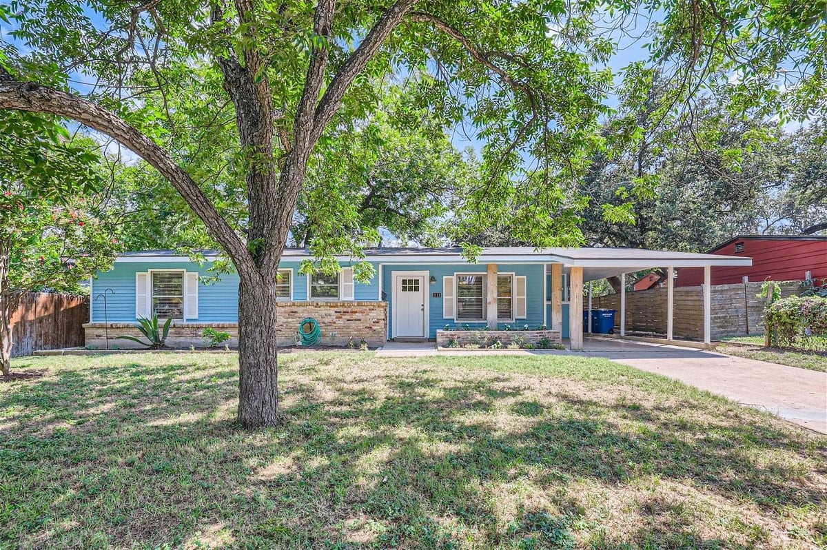 View 1111 Fieldcrest Dr in Southwood Sec 02 1111 Fieldcrest Dr - front exterior - Luxury home in Southwood Sec 02, Austin, TX