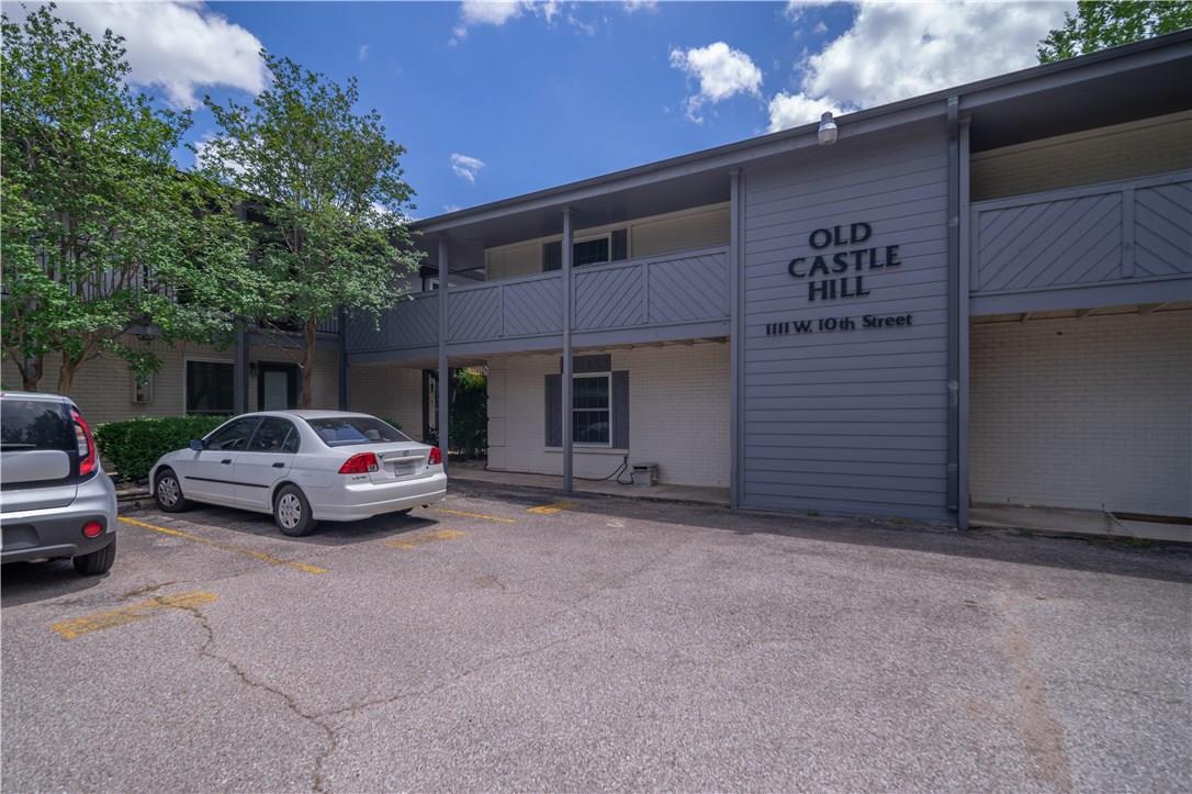 View 1111 W 10th ST Unit #212 in Old Castle Hill Condo Amd 1111 W 10th ST Unit #212 - property photo 1 - Luxury home in Old Castle Hill Condo Amd, Austin, TX