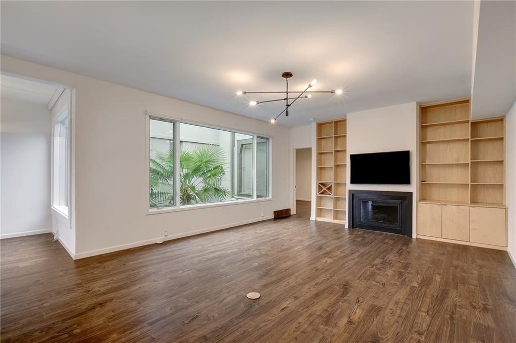 View 1111 W 12th ST Unit #103 in Condominium De Saligny Amd 1111 W 12th ST Unit #103 - property photo 1 - Luxury home in Condominium De Saligny Amd, Austin, TX