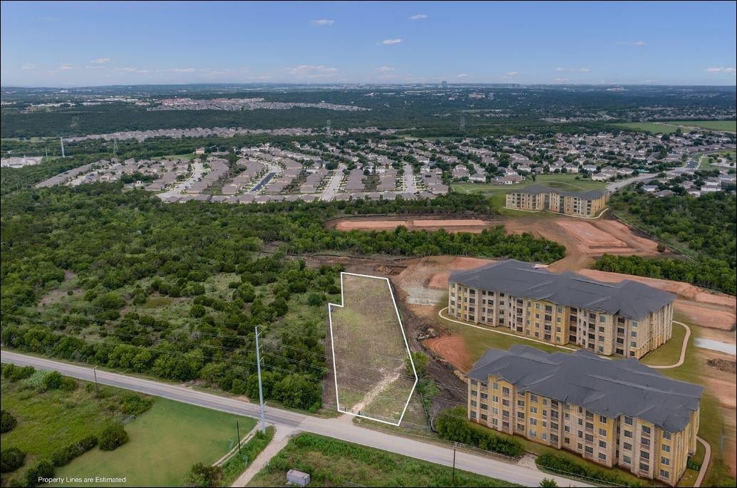 View 11114 Cameron Rd in City/Austin Div B 11114 Cameron Rd - front exterior - Luxury lot in City/Austin Div B, Austin, TX
