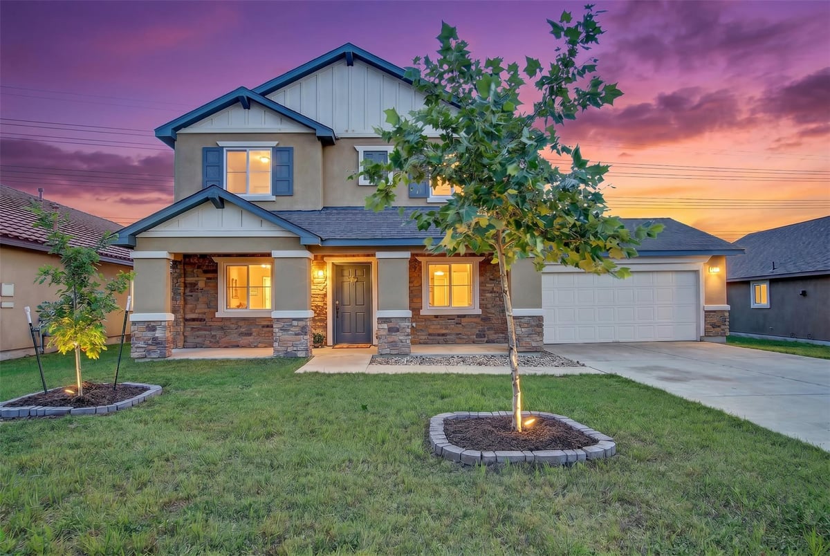 View 11116 Mickelson DR in Legends Way Sec 1 11116 Mickelson DR - front exterior - Luxury home in Legends Way Sec 1, Austin, TX