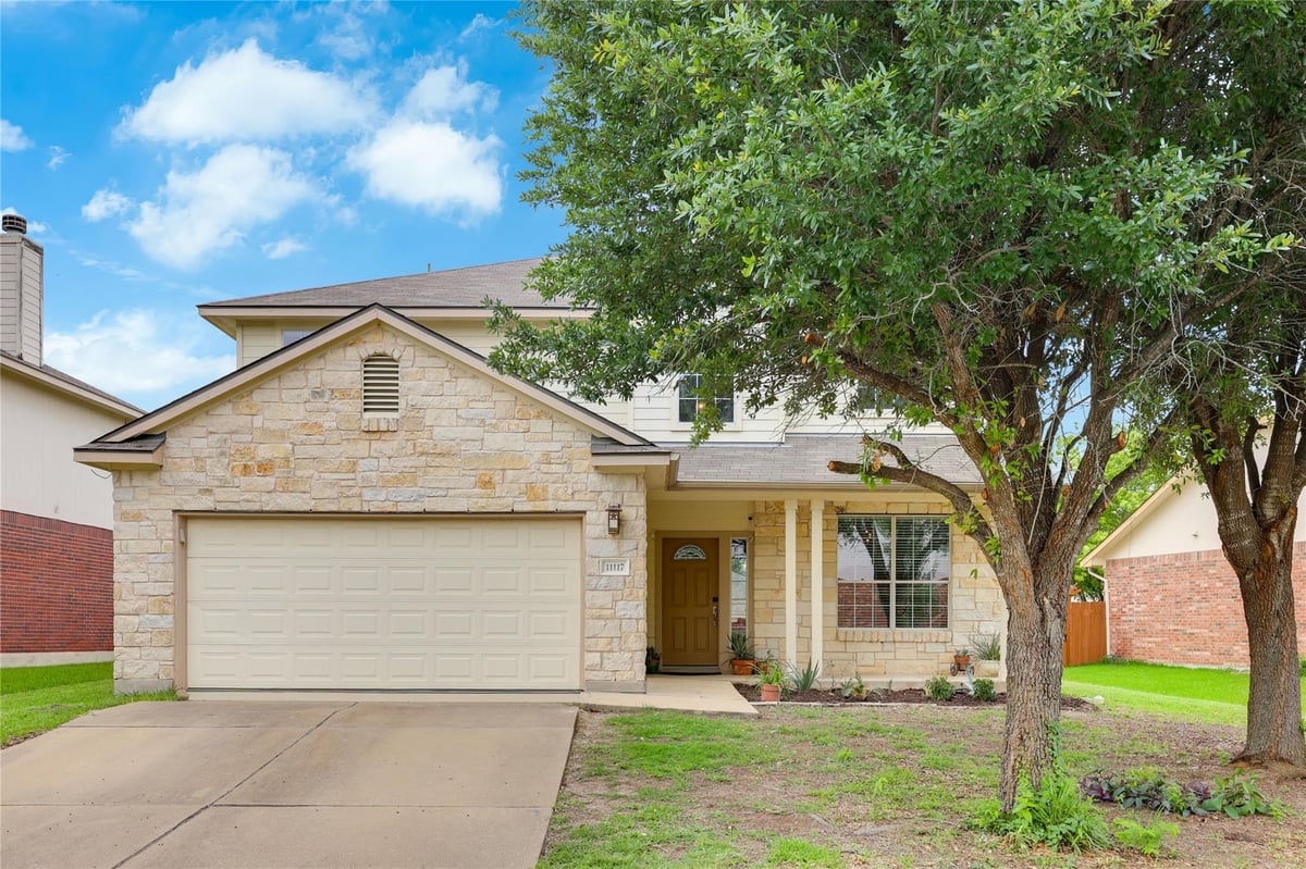 View 11117 Harvest Time DR in Pioneer Crossing East Sec 05 11117 Harvest Time DR - property photo 1 - Luxury home in Pioneer Crossing East Sec 05, Austin, TX