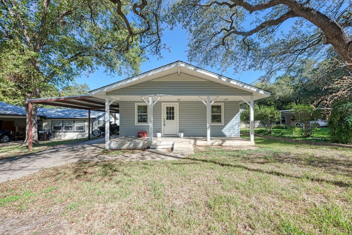Kitchen at 1113 County Road 132B - 2 bed 2 bath home
