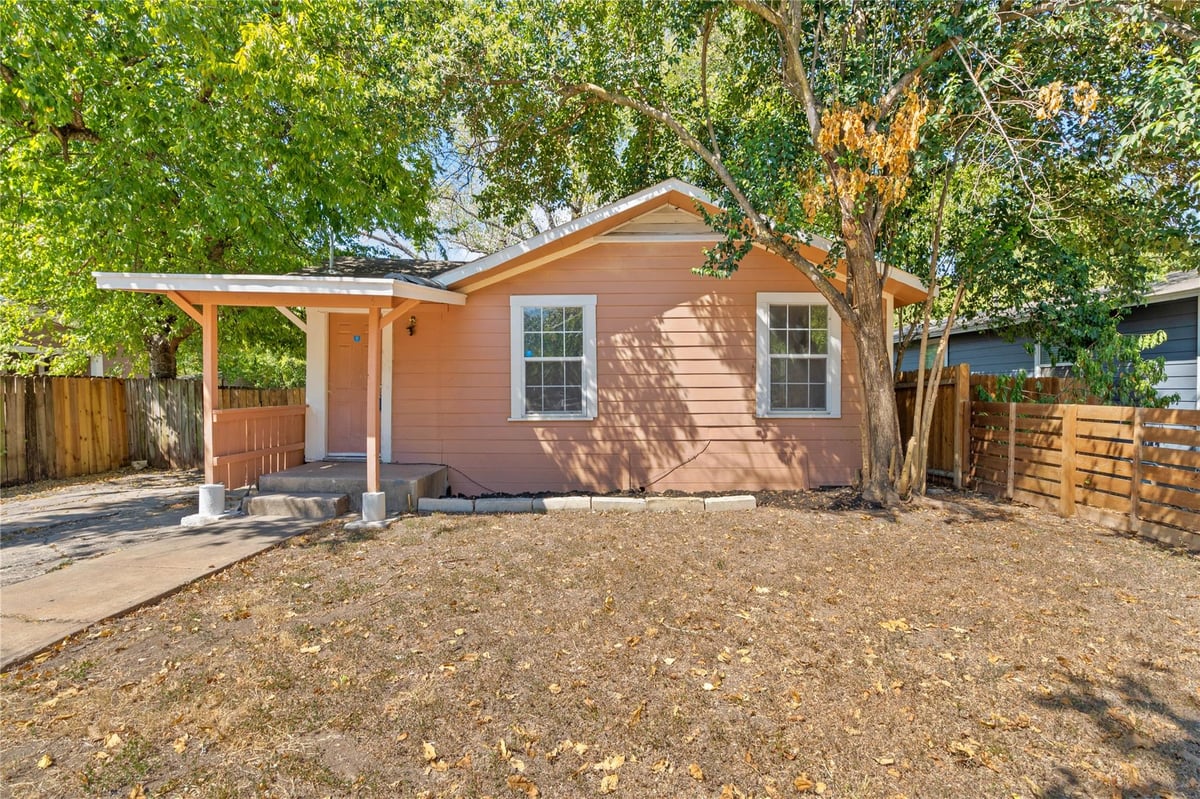 1114 Eleanor ST - property photo 1 - Luxury home in Green Valley 01, Austin, TX