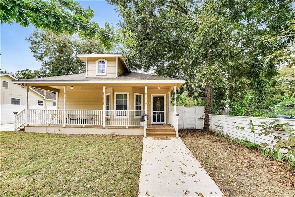 View 1114 Kirk Ave in Division A 1114 Kirk Ave - property photo 1 - Luxury home in Division A, Austin, TX