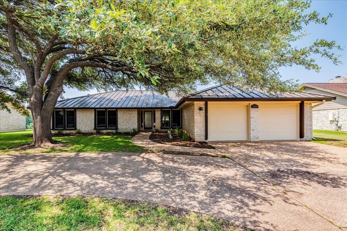 View 11146 Pinehurst DR in Onion Creek Sec 02 Amd 11146 Pinehurst DR - front exterior - Luxury home in Onion Creek Sec 02 Amd, Austin, TX