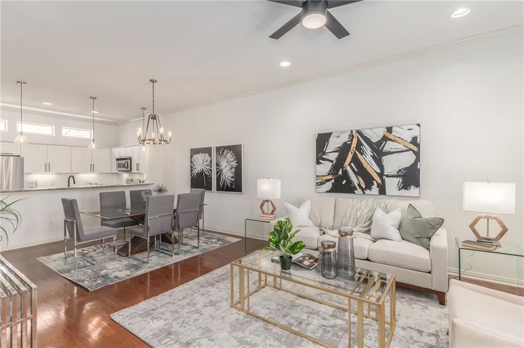View 1115 Kinney Ave Unit #15 in Zilker 1115 Kinney Ave Unit #15 - property photo 1 - Luxury home in Zilker, Austin, TX