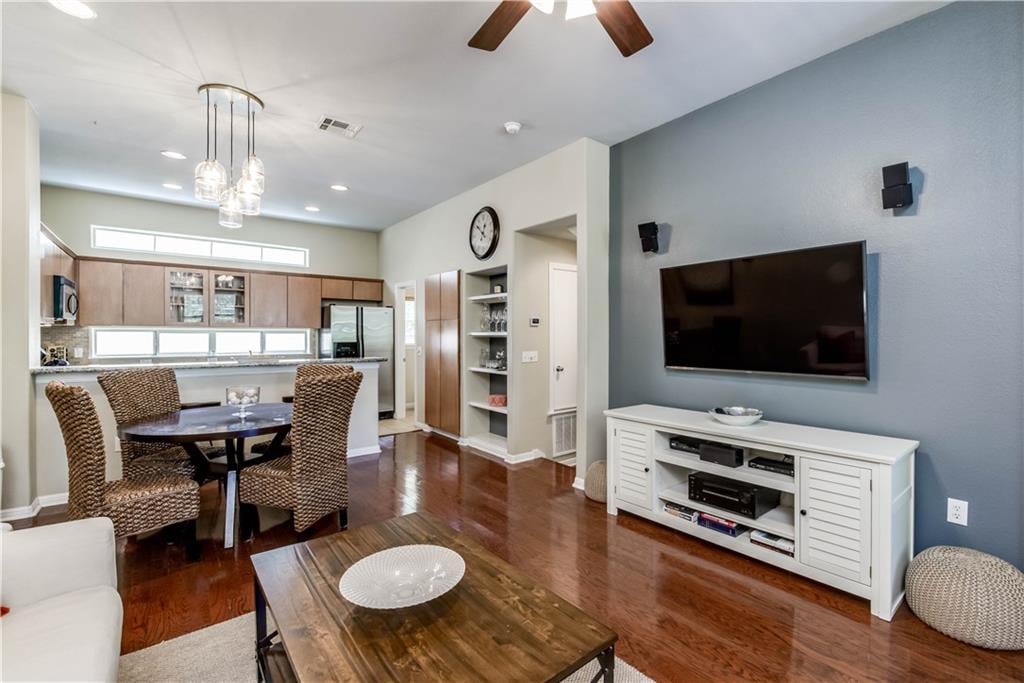 View 1115 Kinney Ave Unit #5 in Zilker 1115 Kinney Ave Unit #5 - property photo 1 - Luxury home in Zilker, Austin, TX