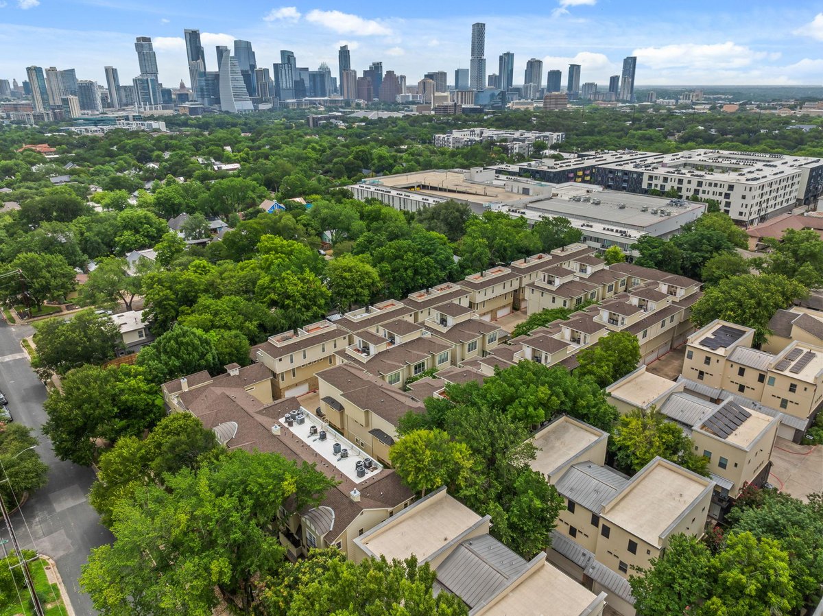 View 1115 Kinney Ave Unit #9 in Ivy On Kinney Condo Amd 1115 Kinney Ave Unit #9 - property photo 1 - Luxury home in Ivy On Kinney Condo Amd, Austin, TX