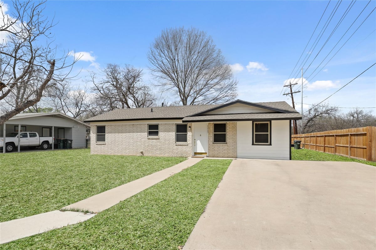 Kitchen at 1115 Sycamore St - 3 bed 1 bath home