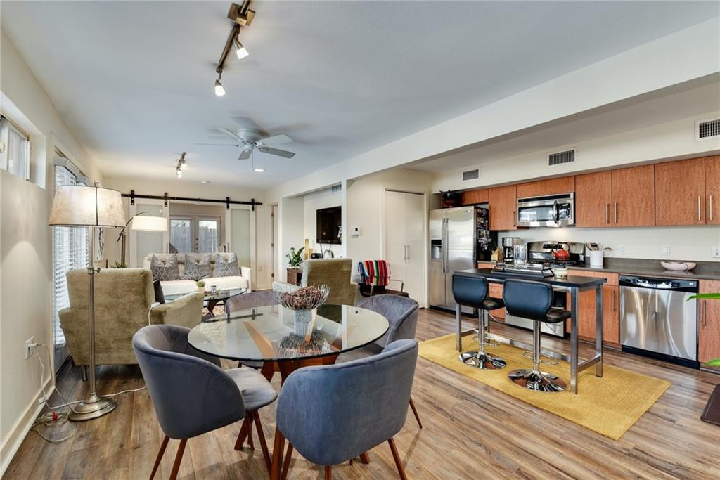 View 1115 W 10th ST Unit #106 in West 10 Street Condo Amd 1115 W 10th ST Unit #106 - front exterior - Luxury home in West 10 Street Condo Amd, Austin, TX