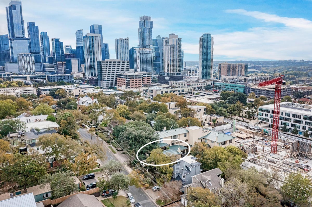 View 1115 W 7th ST Unit #106 in Gardens At West 07 Condo Ame 1115 W 7th ST Unit #106 - front exterior - Luxury home in Gardens At West 07 Condo Ame, Austin, TX