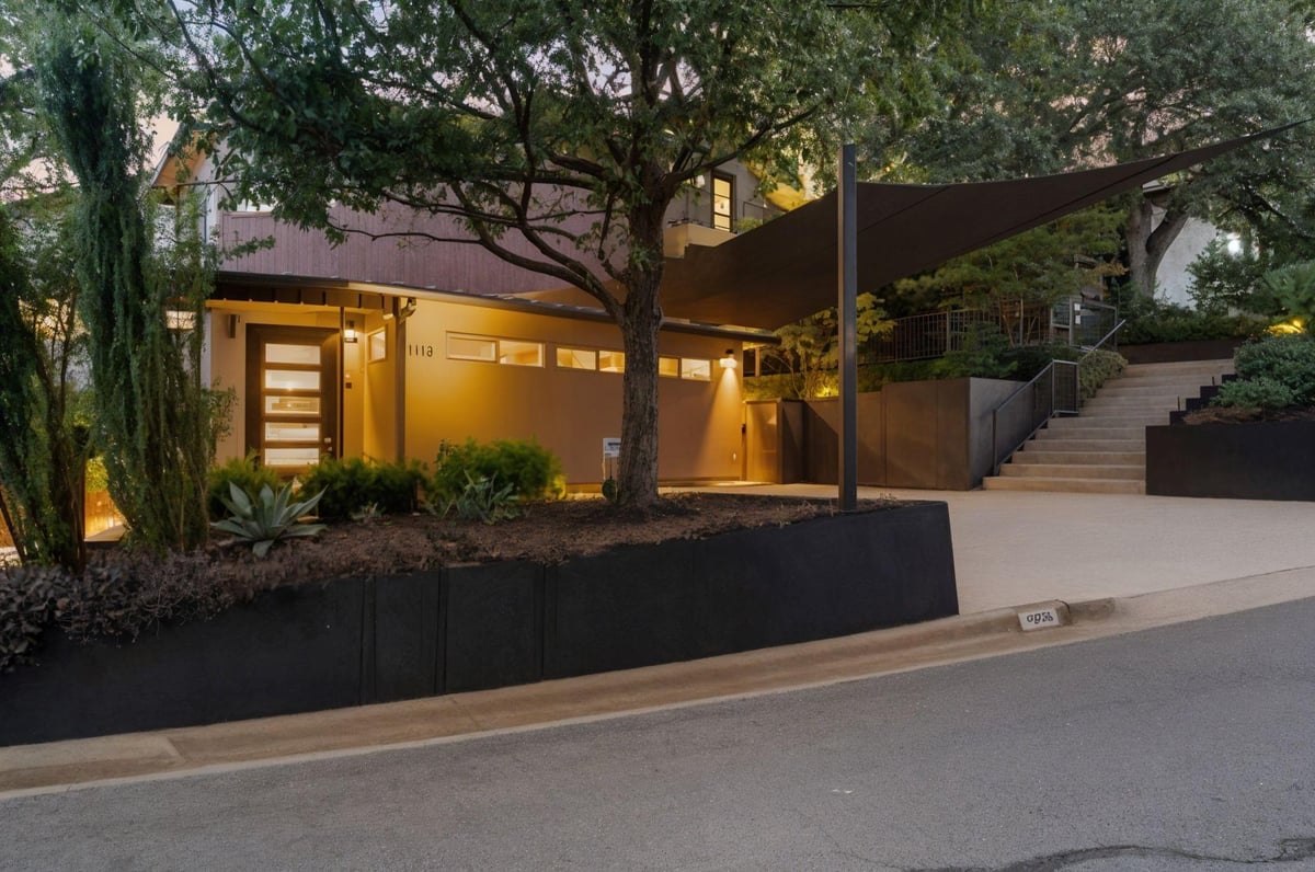 View 1118 Gillespie PL in Travis Heights 1118 Gillespie PL - front exterior - Luxury home in Travis Heights, Austin, TX