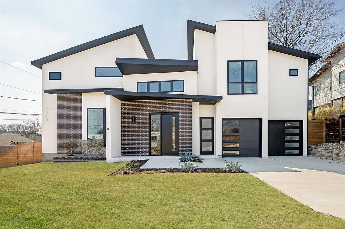 1119 Fairmount Ave - front exterior - Luxury home in Travis Heights, Austin, TX