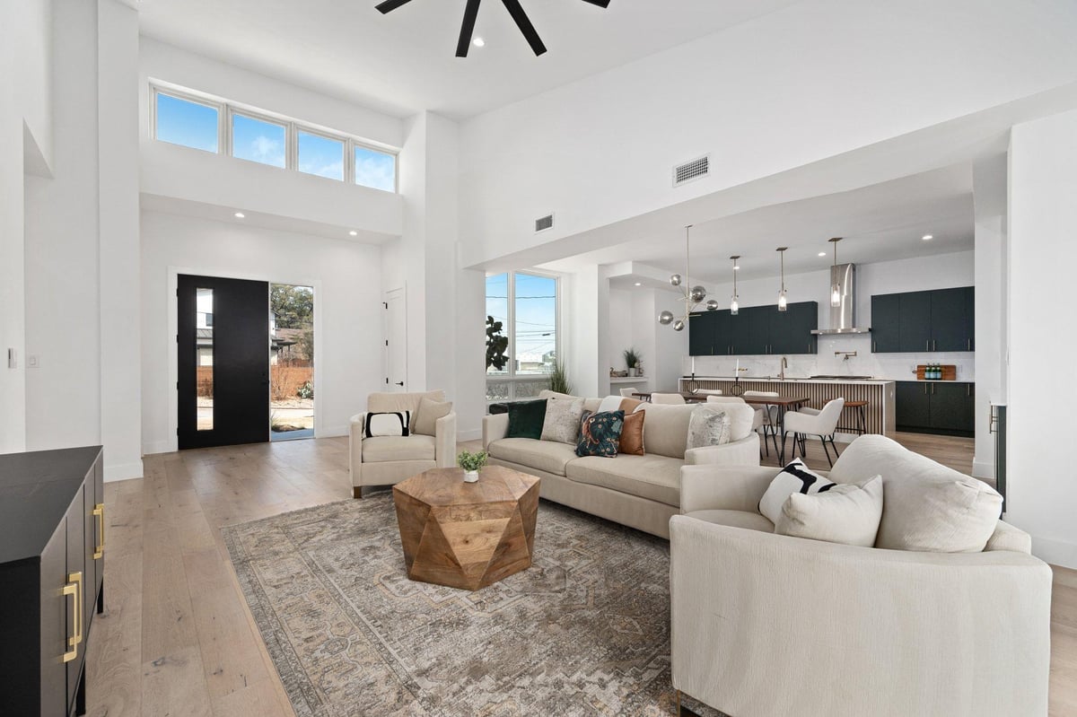 Primary bedroom at 1119 Fairmount Ave - 5 bed 4 bath home