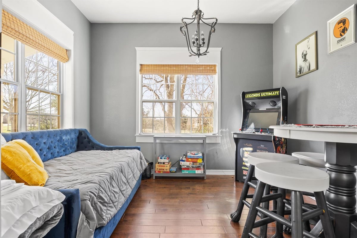 Primary bedroom at 1119 Stoneyridge Dr - 5 bed 3 bath home