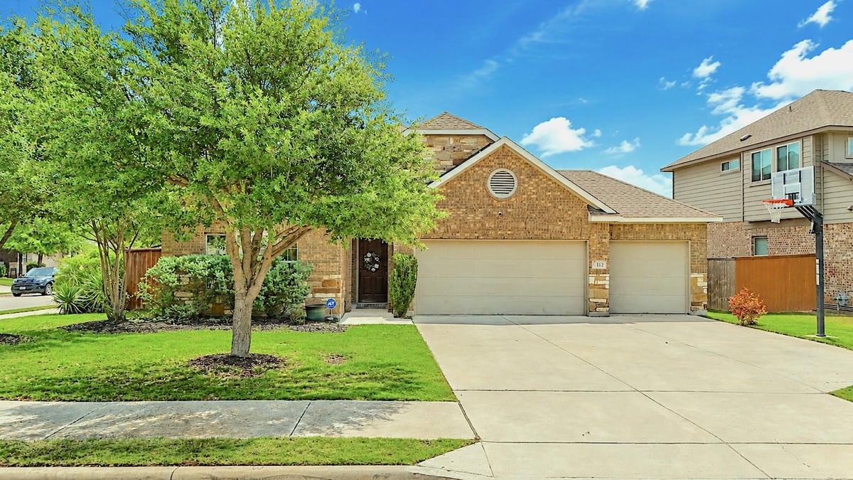 112 Coral Bean WAY - front exterior - Luxury home in Teravista, Georgetown, TX