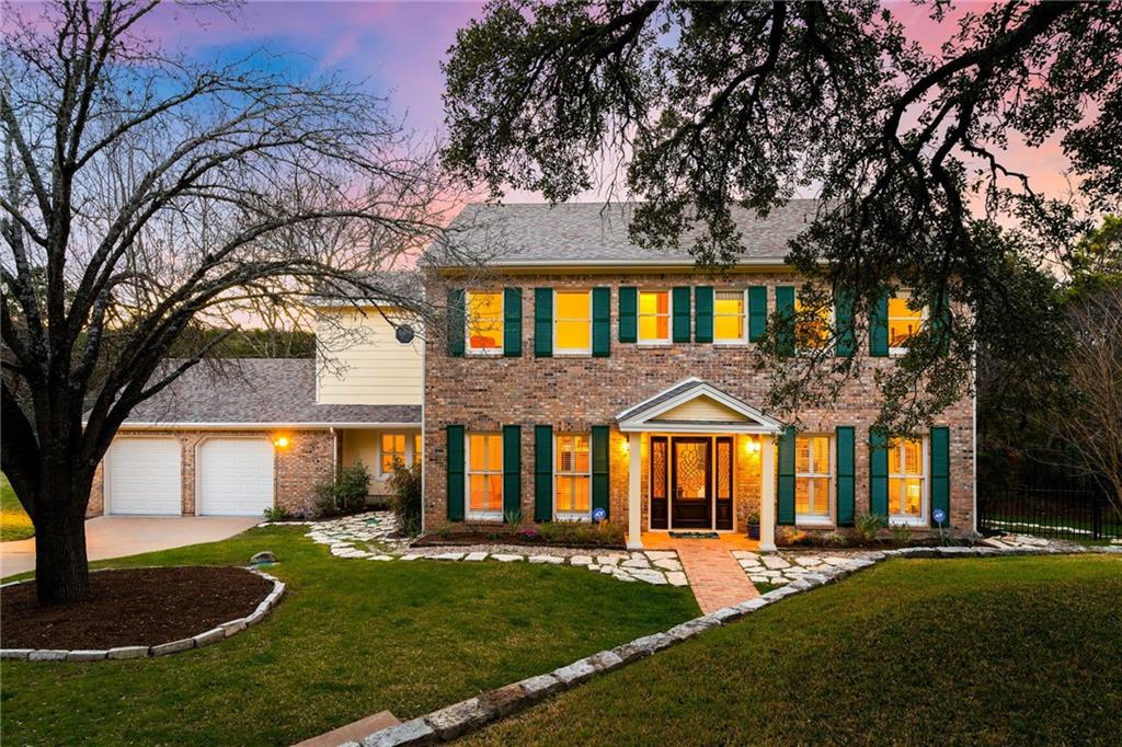 View 1121 Elder CIR in Rob Roy On Lake Sec 02 1121 Elder CIR - front exterior - Luxury home in Rob Roy On Lake Sec 02, Austin, TX