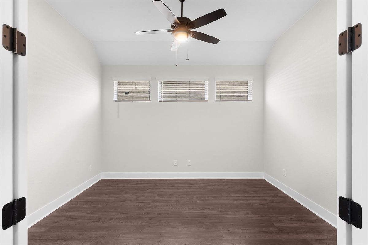 Bathroom at 1121 Pansy Trl - 3 bed 3 bath home