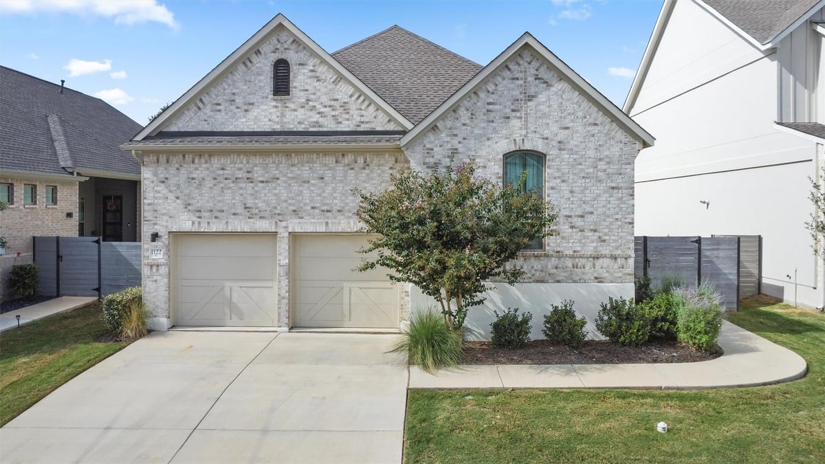 1122 Silver Dollar TRL - front exterior - Luxury home in Wolf Ranch West Sec 4A, Georgetown, TX