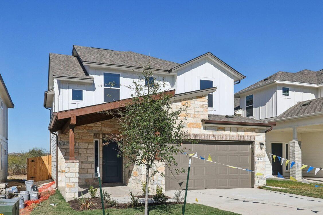 View 11224 Zip Cochise WAY in SADDLE RIDGE AT WILDHORSE RANCH 11224 Zip Cochise WAY - front exterior - Luxury home in SADDLE RIDGE AT WILDHORSE RANCH, Austin, TX
