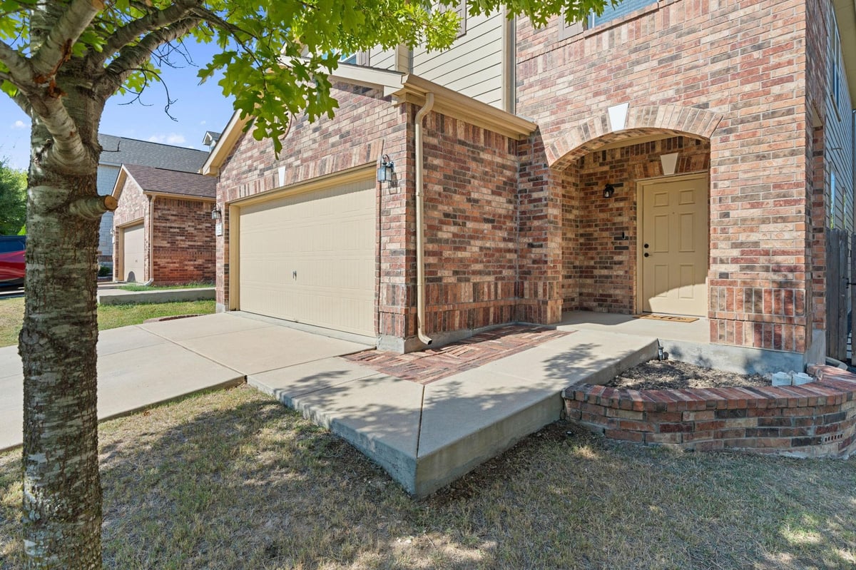 View 11228 Kildoon Dr in Thornbury II Sec 6 11228 Kildoon Dr - front exterior - Luxury home in Thornbury II Sec 6, Austin, TX